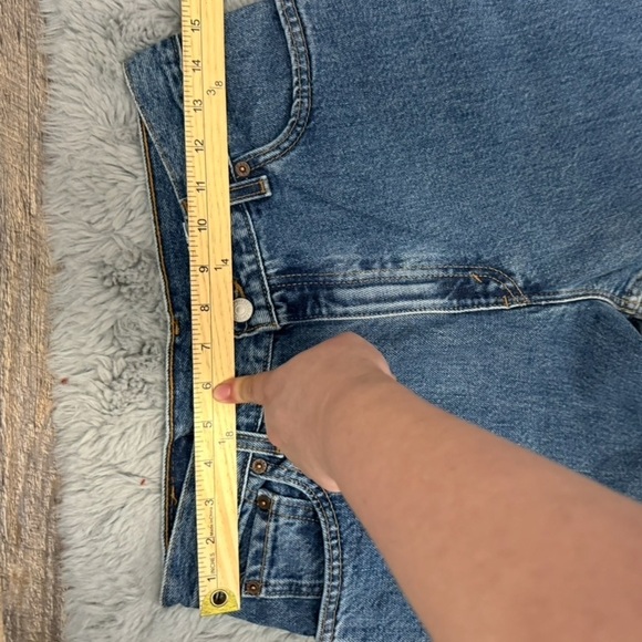 Vintage Levis 550 Tapered Leg Jeans Size 12 Deadstock 2001 Y2K NWT Medium Wash - Picture 13 of 15